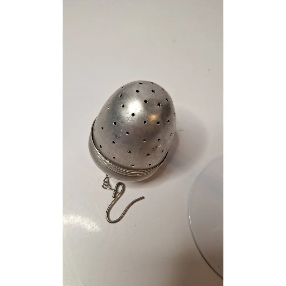 Aluminum Vintage Tea Infuser withChain